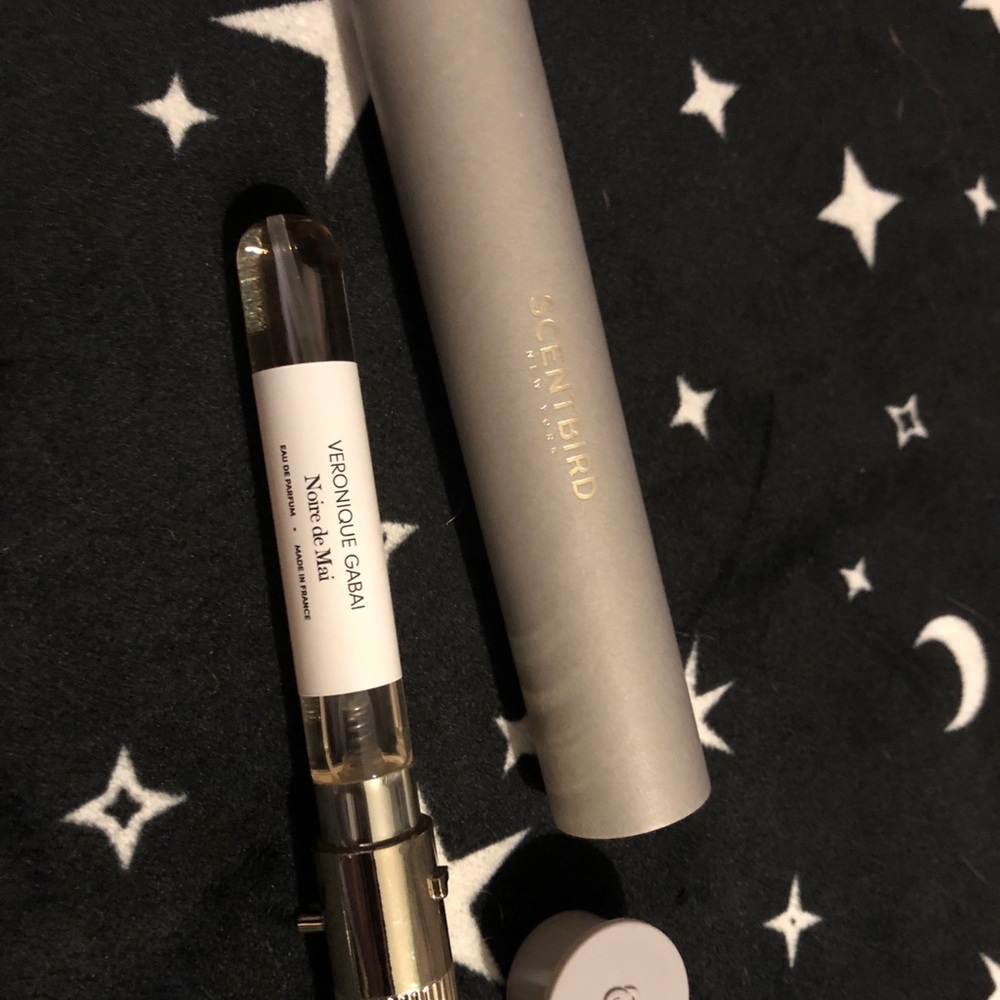 Scentbird Perfume Vials with Case - Picture 2 of 3